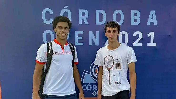 比赛中一路, 因为种种原, 反夺冠