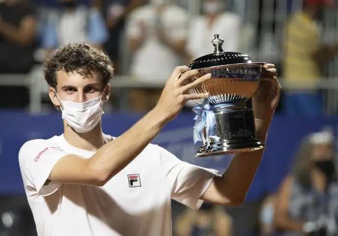 yid, 会连胜两场