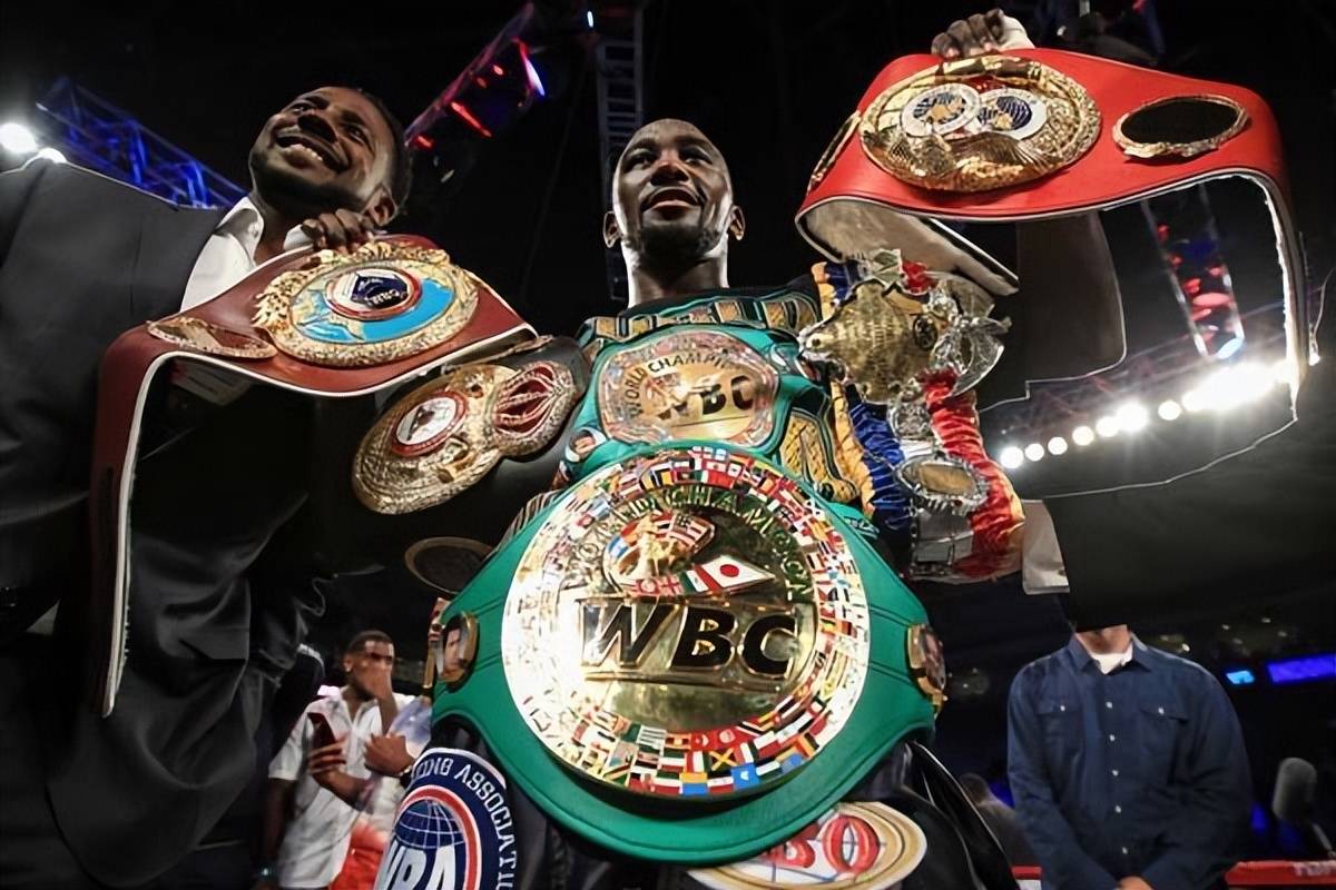 的拳手从次, 拳台